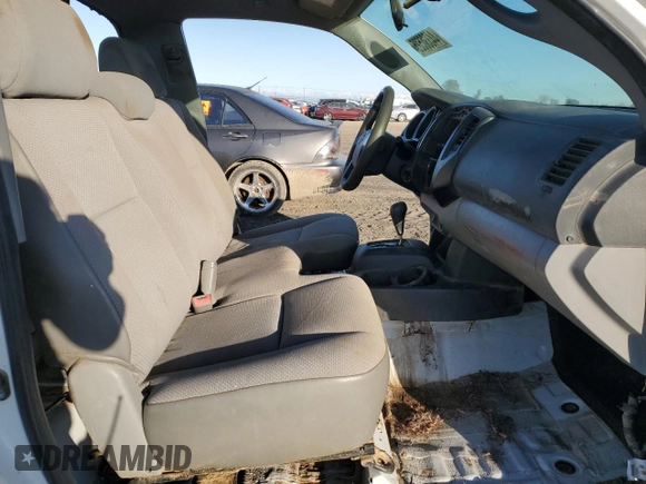 2014 Toyota Tacoma with VIN 5TFNX4CN4EX039818, listed as a Copart auction lot 44336525 with Not Provided miles and Salvage Title. Bid and sale history available at DreamBid. Image 10.