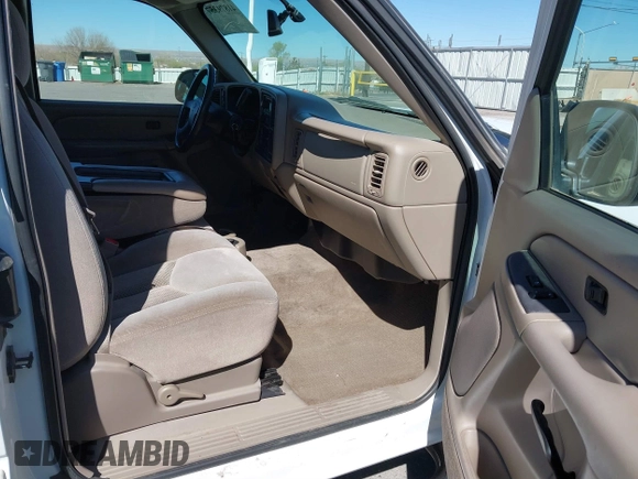 2004 Chevrolet Silverado 1500 with VIN 1GCEK19T44E178845, listed as a IAAI auction lot 41879357 with 133,008 mi miles and . Bid and sale history available at DreamBid. Image 5.