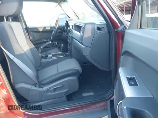 2009 Jeep Commander Sport with VIN 1J8HH48K59C500605, listed as a IAAI auction lot 41305450 with 86,315 mi miles and . Bid and sale history available at DreamBid. Image 5.
