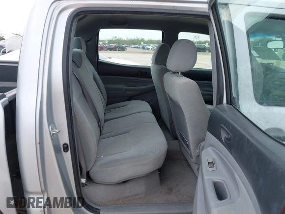 2008 Toyota Tacoma PreRunner with VIN 5TEJU62N38Z478817, listed as a IAAI auction lot 41908959 with 117,707 mi miles. Bid and sale history available at carsss.com. Image 8.