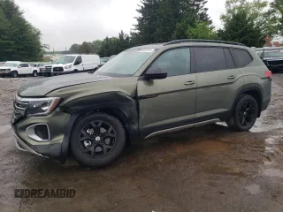 2024 Volkswagen Atlas Peak Edition SEL with VIN 1V2GR2CA8RC544325, listed as a Copart auction lot 56823975 with 16,469 mi miles and Salvage title. Bid and sale history available at DreamBid. Image 1.