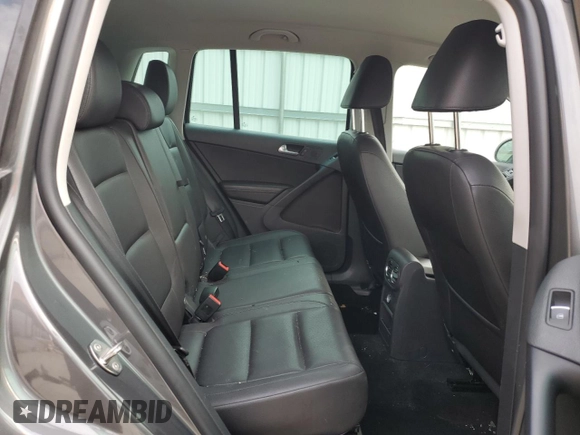 2014 Volkswagen Tiguan SEL с VIN WVGAV3AXXEW556593, выставлен на аукционе Copart как лот 57872585 с пробегом 113 312 миль миль и Чистый • Clean title. История ставок и продаж доступна на DreamBid. Изображение 11.
