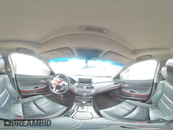 2010 Honda Crosstour EX-L z VIN 5J6TF2H56AL013045, wystawiony jako Copart lot #49897145 z przebiegiem 153 535 mil mil oraz Szkoda całkowita • Salvage title. Historia ofert i sprzedaży dostępna na DreamBid. Obrazek 14.
