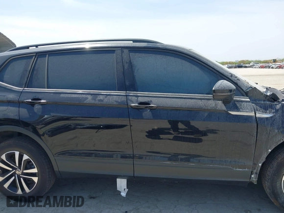 2022 Volkswagen Tiguan S with VIN 3VV1B7AX5NM030779, listed as a IAAI auction lot 41877605 with 39,261 mi miles and . Bid and sale history available at DreamBid. Image 14.