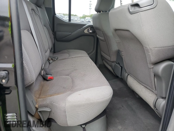 2006 Nissan Frontier SE z VIN 1N6AD07W06C477227, wystawiony jako Copart lot #58379345 z przebiegiem 130 923 mil mil oraz Czysty tytuł • Clean title. Historia ofert i sprzedaży dostępna na DreamBid. Obrazek 10.