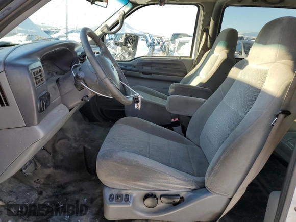 2002 Ford Excursion XLT с VIN 1FMNU41S72EB99664, выставлен на аукционе Copart как лот 86885794 с пробегом 164 325 миль миль и Чистый • Clean title. История ставок и продаж доступна на DreamBid. Изображение 7.