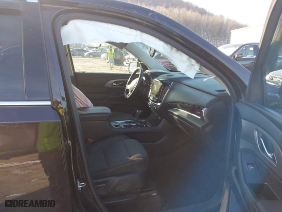 2018 Chevrolet Traverse LT Cloth with VIN 1GNEVGKW3JJ194737, listed as a IAAI auction lot 41590686 with 176,108 mi miles. Bid and sale history available at carsss.com. Image 5.