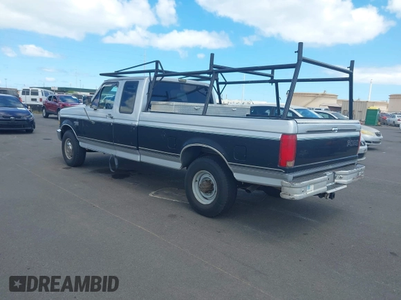 1993 Ford F-250 с VIN 1FTHX25G4PKA01246, выставлен на аукционе IAAI как лот 42497407 с пробегом 296 039 миль миль и . История ставок и продаж доступна на DreamBid. Изображение 3.