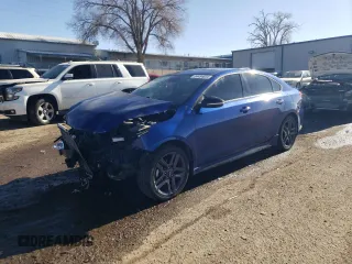 2021 Kia Forte GT-Line with VIN 3KPF34AD4ME408797, listed as a Copart auction lot 84454604 with 0 mi miles and Salvage Title. Bid and sale history available at carsss.com. Image 1.