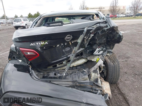 2017 Nissan Altima S z VIN 1N4AL3APXHC477642, wystawiony jako IAAI lot #41914041 z przebiegiem 153 717 mil mil oraz . Historia ofert i sprzedaży dostępna na DreamBid. Obrazek 6.