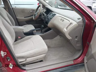 2002 Honda Accord SE z VIN 1HGCG56712A043965, wystawiony jako IAAI lot #42287036 z przebiegiem 342 437 mil mil oraz . Historia ofert i sprzedaży dostępna na DreamBid. Obrazek 5.
