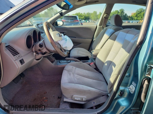2002 Nissan Altima S with VIN 1N4AL11D72C133784, listed as a Copart auction lot 65965445 with 171,956 mi miles and Salvage title. Bid and sale history available at DreamBid. Image 7.
