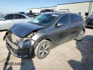 2017 Kia Niro LX with VIN KNDCB3LC8H5092455, listed as a Copart auction lot 48002805 with 107,217 mi miles and Salvage Title. Bid and sale history available at carsss.com. Image 1.