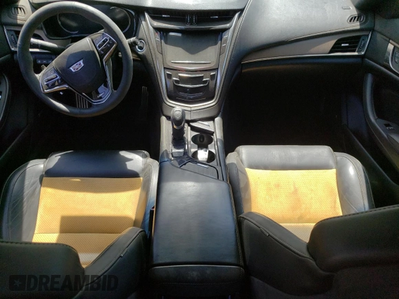 2017 Cadillac CTS-V z VIN 1G6A15S66H0181507, wystawiony jako Copart lot #57190203 z przebiegiem 67 455 mil mil oraz . Historia ofert i sprzedaży dostępna na DreamBid. Obrazek 8.