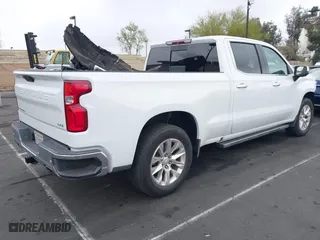 2019 Chevrolet Silverado 1500 LTZ with VIN 1GCUYGEL3KZ324466, listed as a IAAI auction lot 41988993 with 86,721 mi miles. Bid and sale history available at carsss.com. Image 4.