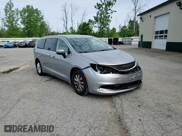 2017 Chrysler Pacifica Touring with VIN 2C4RC1DG7HR519429, listed as a Copart auction lot 60887595 with 109,311 mi miles and Salvage title. Bid and sale history available at DreamBid. Image 14.
