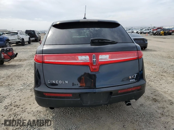 2018 Lincoln MKT with VIN 2LMHJ5NK9JBL00840, listed as a Copart auction lot 49354005 with 259,267 mi miles and Salvage Title. Bid and sale history available at carsss.com. Image 6.