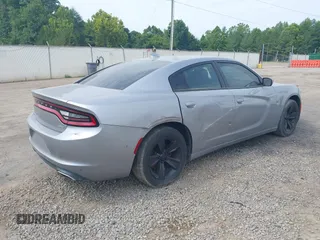 2017 Dodge Charger SXT with VIN 2C3CDXHG5HH612332, listed as a IAAI auction lot 40118824 with 152,836 mi miles and . Bid and sale history available at DreamBid. Image 4.