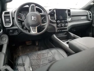 2024 Ram 2500 Big Horn z VIN 3C6UR5DL2RG407021, wystawiony jako Copart lot #43030985 z przebiegiem 2 054 mil mil oraz Szkoda całkowita • Salvage title. Historia ofert i sprzedaży dostępna na DreamBid. Obrazek 8.