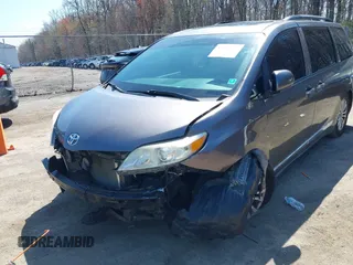 2015 Toyota Sienna XLE with VIN 5TDYK3DC6FS645065, listed as a IAAI auction lot 41937548 with 355,732 mi miles. Bid and sale history available at carsss.com. Image 6.