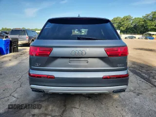 2017 Audi Q7 Premium Plus with VIN WA1LAAF76HD017243, listed as a Copart auction lot 61845915 with 140,865 mi miles and Clean title. Bid and sale history available at DreamBid. Image 6.