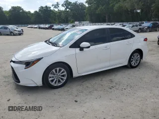 2024 Toyota Corolla LE z VIN 5YFB4MDE0RP192498, wystawiony jako Copart lot #54906415 z przebiegiem 3 747 mil mil oraz Szkoda całkowita • Salvage title. Historia ofert i sprzedaży dostępna na DreamBid. Obrazek 1.