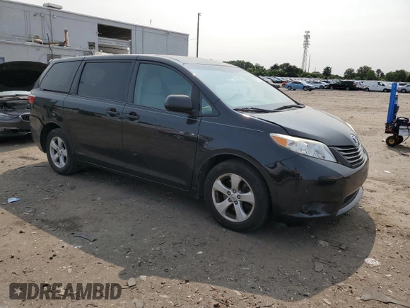 2015 Toyota Sienna L z VIN 5TDZK3DC7FS559722, wystawiony jako Copart lot #59285755 z przebiegiem 104 231 mil mil oraz Szkoda całkowita • Salvage title. Historia ofert i sprzedaży dostępna na DreamBid. Obrazek 4.