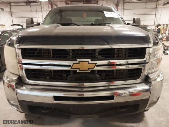 2008 Chevrolet Silverado 2500HD Work Truck with VIN 1GCHK23688F203316, listed as a IAAI auction lot 41539535 with NaN miles. Bid and sale history available at carsss.com. Image 12.