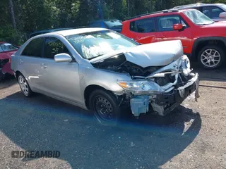 2011 Toyota Camry LE z VIN 4T1BF3EK4BU766856, wystawiony jako IAAI lot #42400152 z przebiegiem 231 571 mil mil oraz . Historia ofert i sprzedaży dostępna na DreamBid. Obrazek 1.