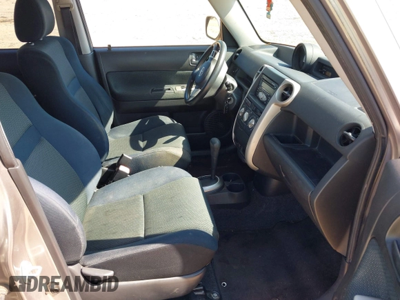 2006 Scion xB with VIN JTLKT324964093527, listed as a IAAI auction lot 42547703 with 225,721 mi miles and . Bid and sale history available at DreamBid. Image 5.