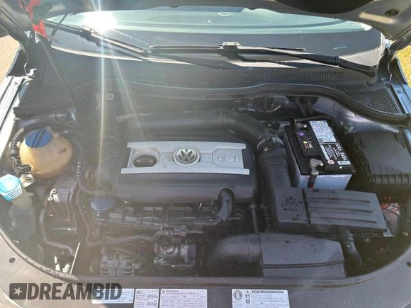2012 Volkswagen CC Sport PZEV with VIN WVWMP7ANXCE552306, listed as a Copart auction lot 53832195 with 124,769 mi miles and Clean Title. Bid and sale history available at carsss.com. Image 7.