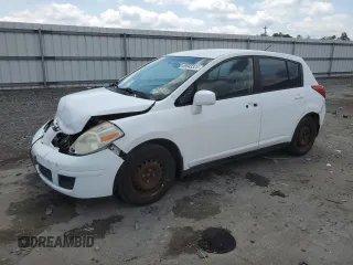 2007 Nissan Versa SL with VIN 3N1BC13E07L457923, listed as a Copart auction lot 59943325 with 143,874 mi miles and Salvage title. Bid and sale history available at DreamBid. Image 1.