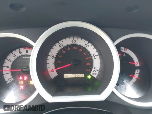 2015 Toyota Tacoma with VIN 3TMLU4EN9FM181683, listed as a IAAI auction lot 41980940 with 176,523 mi miles and . Bid and sale history available at DreamBid. Image 7.