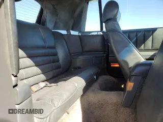 1989 Chrysler LeBaron z VIN 1C3XJ55J9KG275438, wystawiony jako Copart lot #73026764 z przebiegiem 118 347 mil mil oraz Tytuł czysty. Historia ofert i sprzedaży dostępna na DreamBid. Obrazek 10.