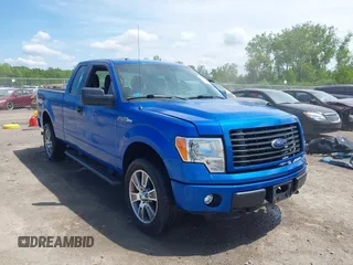 2014 Ford F-150 XL z VIN 1FTFX1EF9EFB58768, wystawiony jako IAAI lot #42269589 z przebiegiem Nie podano mil oraz . Historia ofert i sprzedaży dostępna na DreamBid. Obrazek 1.