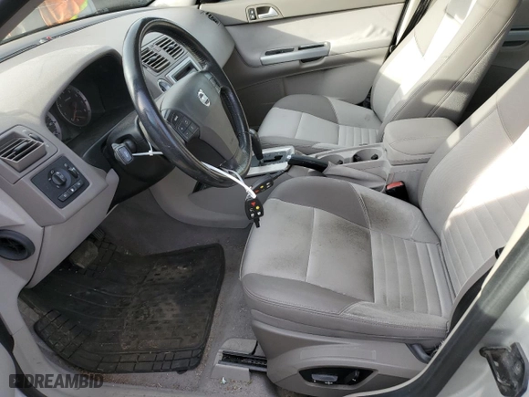 2005 Volvo V50 with VIN YV1MJ682252049231, listed as a Copart auction lot 72075204 with 106,739 mi miles and Clean Title. Bid and sale history available at carsss.com. Image 7.