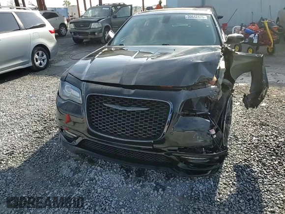 2022 Chrysler 300 Touring L with VIN 2C3CCADG9NH139553, listed as a Copart auction lot 50642475 with 55,895 mi miles and Salvage Title. Bid and sale history available at DreamBid. Image 13.