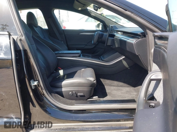 2022 Tesla Model S Plaid with VIN 5YJSA1E61NF483354, listed as a IAAI auction lot 41973636 with 32,541 mi miles and . Bid and sale history available at DreamBid. Image 5.