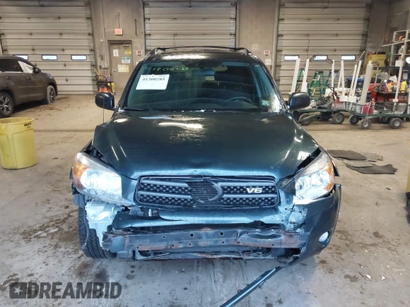 2008 Toyota RAV4 Sport with VIN JTMBK32V585065020, listed as a IAAI auction lot 41300285 with 120,076 mi miles. Bid and sale history available at carsss.com. Image 13.