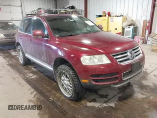 2004 Volkswagen Touareg with VIN WVGCM67LX4D038012, listed as a IAAI auction lot 41285460 with Not Provided miles and . Bid and sale history available at DreamBid. Image 1.