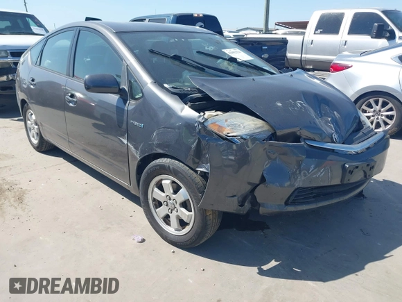 2008 Toyota Prius with VIN JTDKB20U883344493, listed as a IAAI auction lot 42002921 with 552,761 mi miles. Bid and sale history available at carsss.com. Image 1.