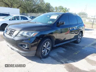 2018 Nissan Pathfinder SV with VIN 5N1DR2MM1JC607813, listed as a IAAI auction lot 40608478 with 137,261 mi miles and . Bid and sale history available at DreamBid. Image 2.
