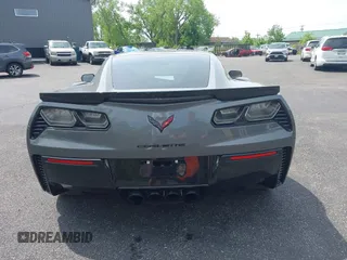 2016 Chevrolet Corvette Z06 3LZ z VIN 1G1YU2D64G5603623, wystawiony jako IAAI lot #42399690 z przebiegiem 40 374 mil mil oraz . Historia ofert i sprzedaży dostępna na DreamBid. Obrazek 16.
