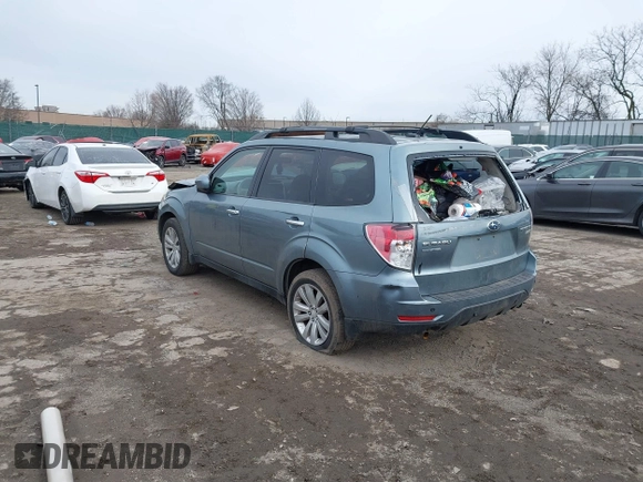 2011 Subaru Forester 2.5X Premium with VIN JF2SHADC5BH718113, listed as a IAAI auction lot 41619896 with 102,261 mi miles. Bid and sale history available at carsss.com. Image 3.