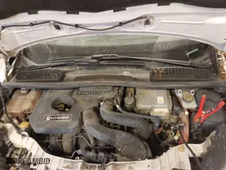 2013 Ford C-Max Hybrid SEL with VIN 1FADP5BU2DL522195, listed as a IAAI auction lot 41464368 with 174,735 mi miles. Bid and sale history available at carsss.com. Image 10.