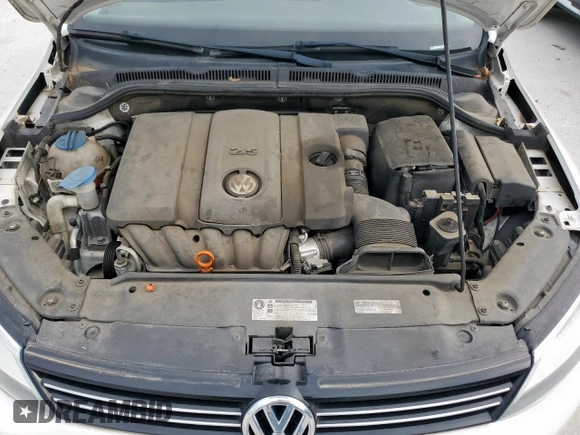 2013 Volkswagen Jetta SE z VIN 3VWDP7AJ9DM423818, wystawiony jako Copart lot #53153885 z przebiegiem 143 350 mil mil oraz Czysty tytuł • Clean title. Historia ofert i sprzedaży dostępna na DreamBid. Obrazek 11.