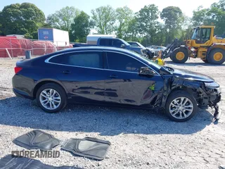 2018 Chevrolet Malibu LT z VIN 1G1ZD5ST0JF112370, wystawiony jako IAAI lot #42216179 z przebiegiem 113 303 mil mil oraz . Historia ofert i sprzedaży dostępna na DreamBid. Obrazek 13.