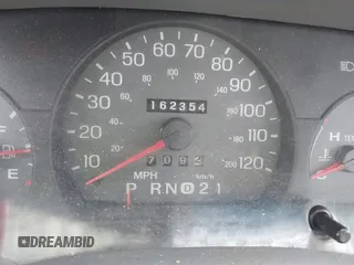 2003 Mercury Grand Marquis LS Premium z VIN 2MEFM75W63X623647, wystawiony jako IAAI lot #42236920 z przebiegiem 162 354 mil mil oraz . Historia ofert i sprzedaży dostępna na DreamBid. Obrazek 7.
