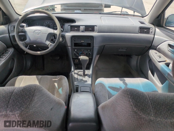 2000 Toyota Camry CE with VIN JT2BG22K2Y0480626, listed as a Copart auction lot 54059185 with 273,794 mi miles and Salvage Title. Bid and sale history available at DreamBid. Image 8.