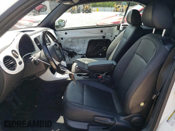 2018 Volkswagen Beetle S with VIN 3VW5DAAT7JM514853, listed as a Copart auction lot 60546195 with 62,143 mi miles and Salvage title. Bid and sale history available at DreamBid. Image 7.